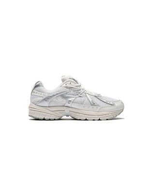 Brooks Adrenaline GTS 10