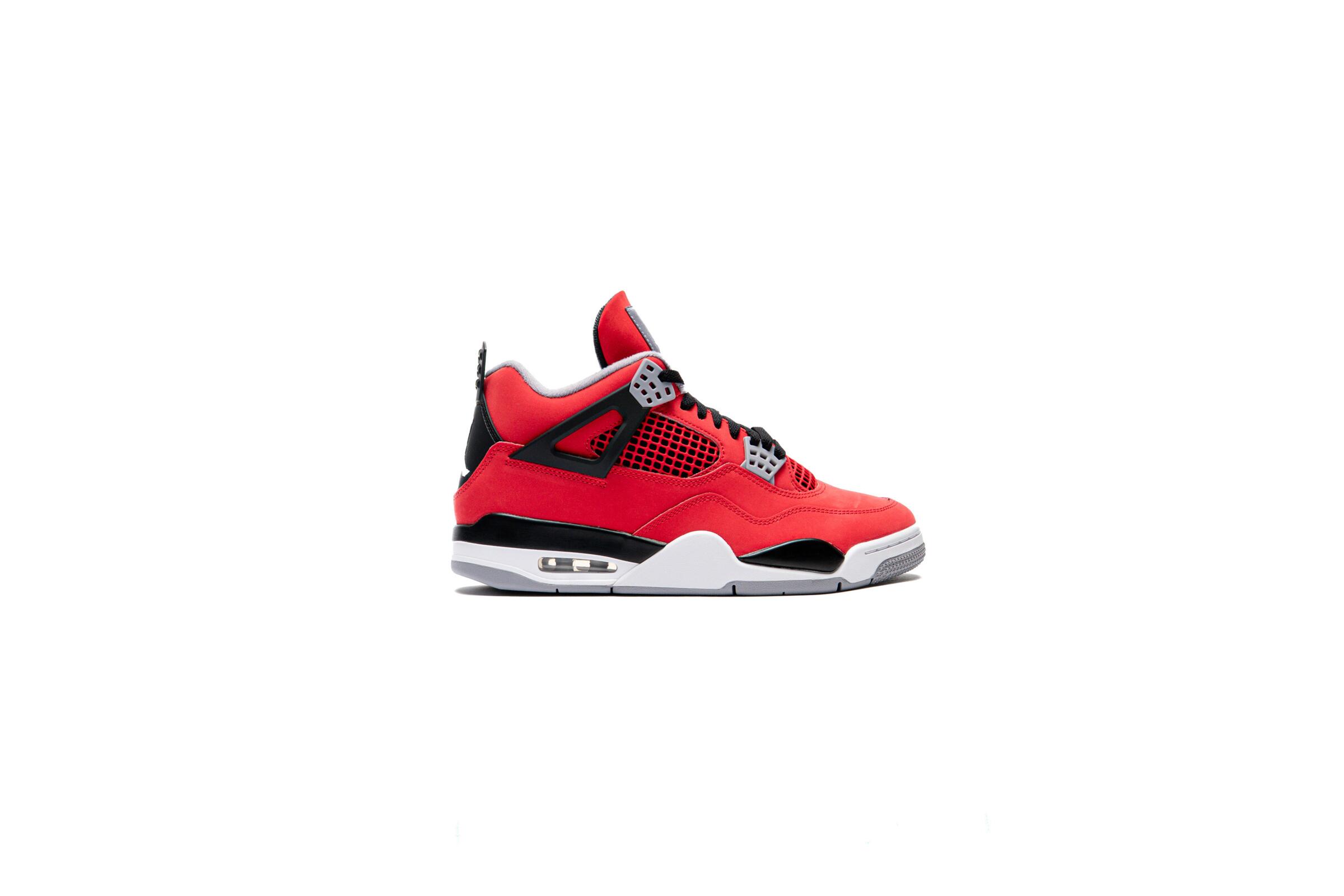 Air Jordan 4 Retro ‘Toro Bravo’