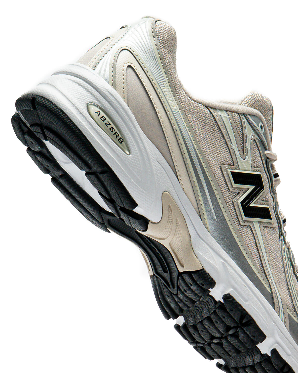 New Balance 740 - Image 7