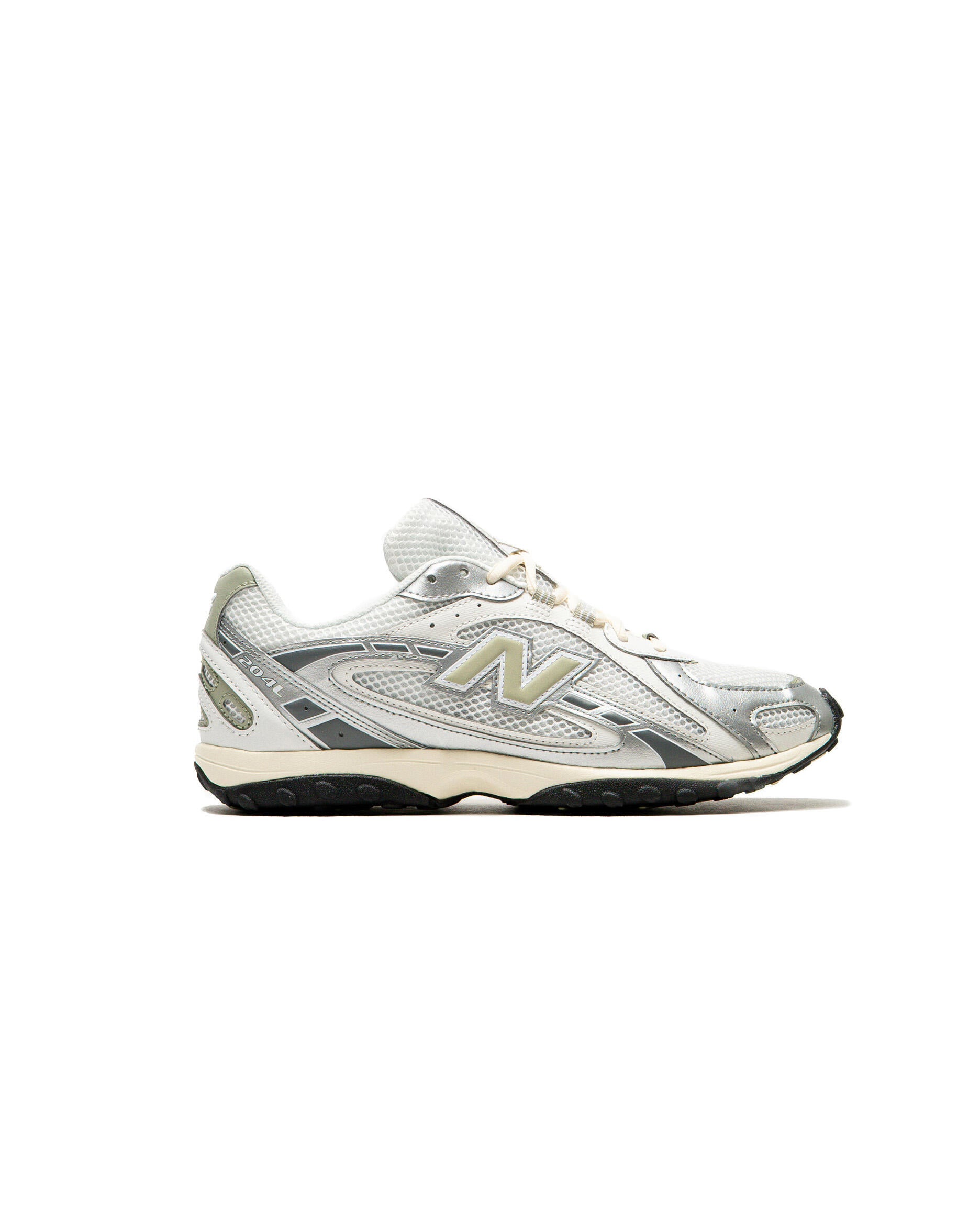 New Balance 204L