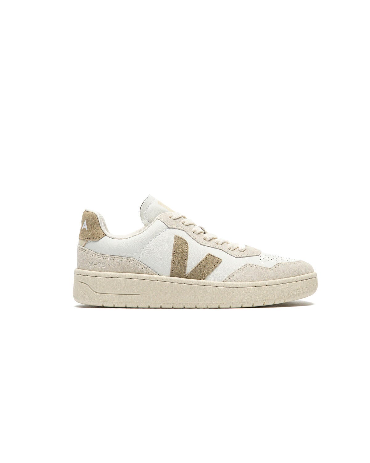 Veja V-90 O.T. Leather