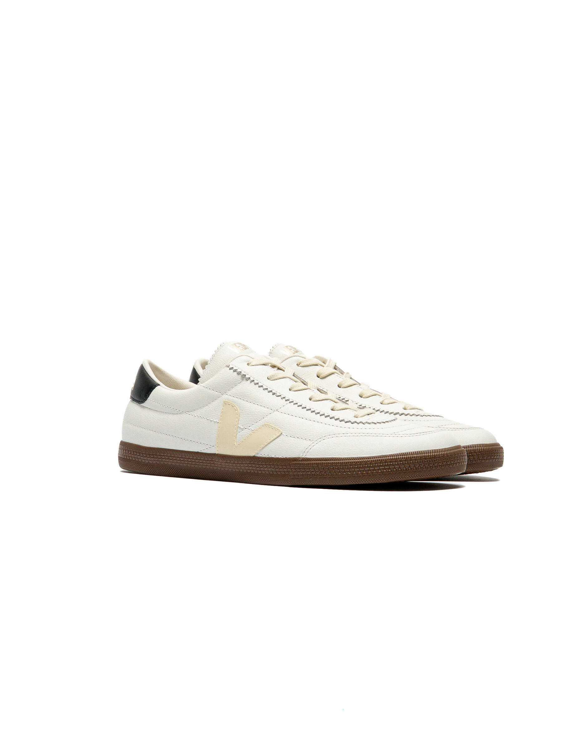 Veja PANENKA O.T. LEATHER