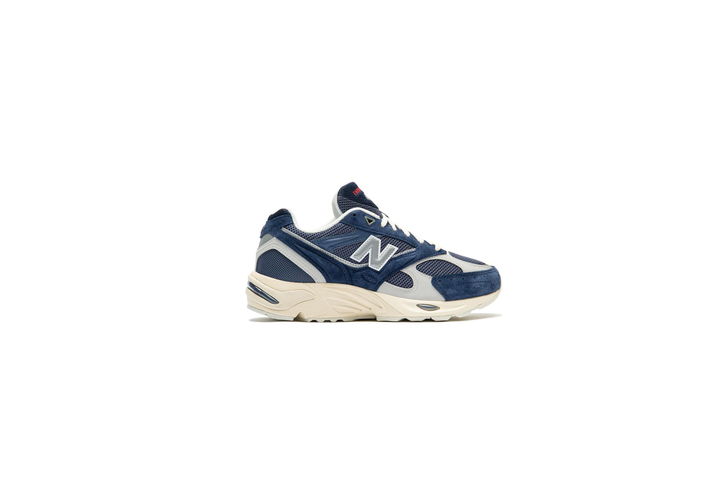 New Balance 880R