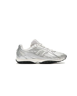 New Balance 204L