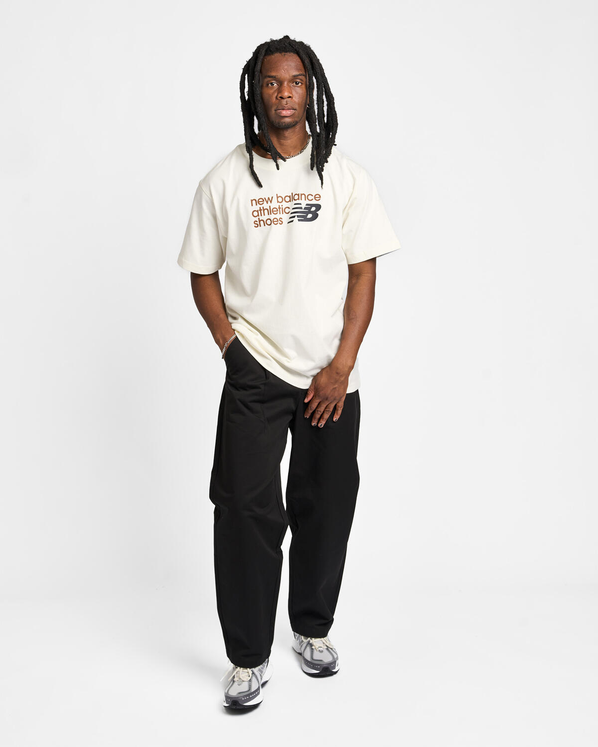 New Balance Athletics Premium Relaxed Chest Logo T-Shirt - Image 3