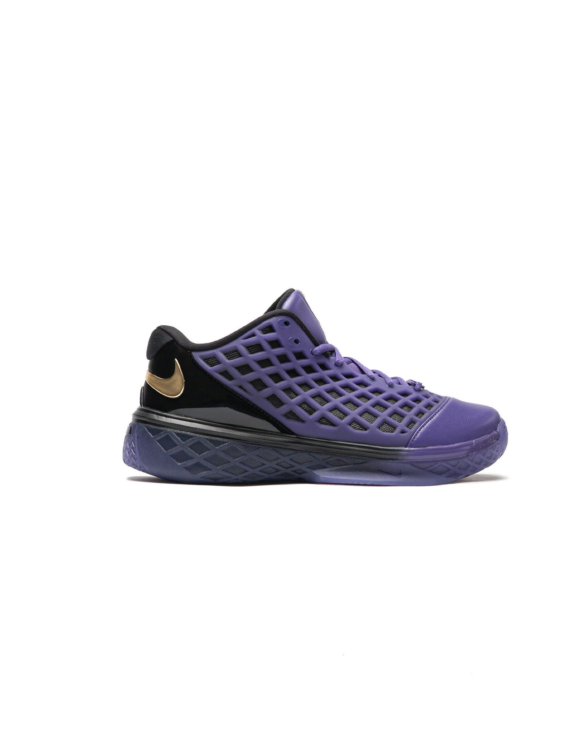 Nike x FC Barcelona Kobe III Low Protro