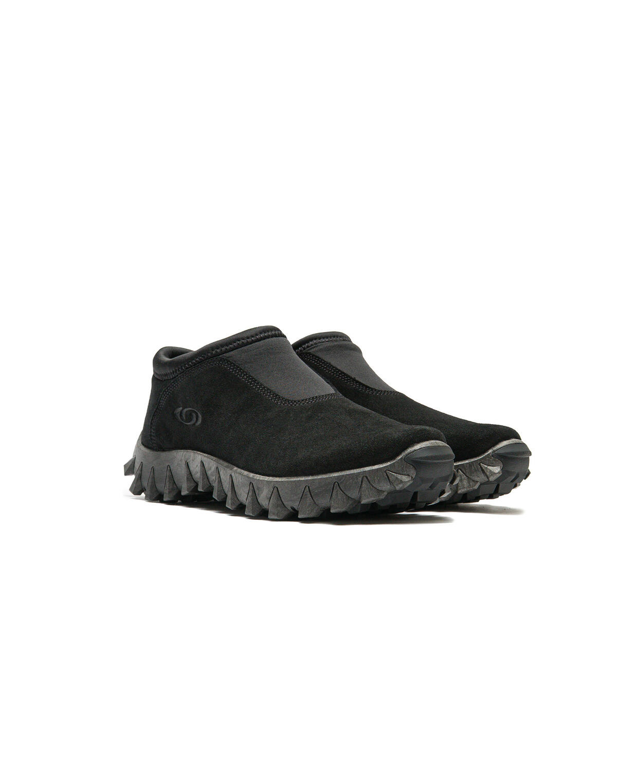 Salomon Snowclog OG in Black / Black / Asphalt - Image 45