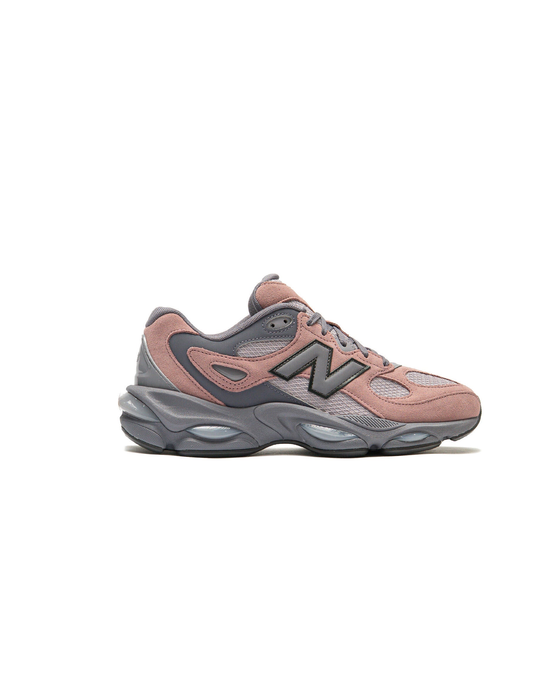 New Balance 983
