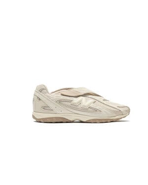 New Balance 204V
