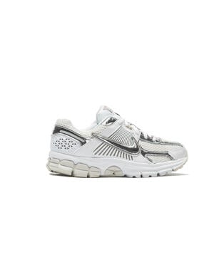 Nike WMNS Zoom Vomero 5
